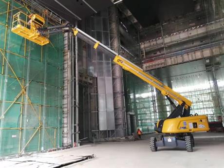 洛陽(yáng)工廠(chǎng)升降機(jī)施工案例